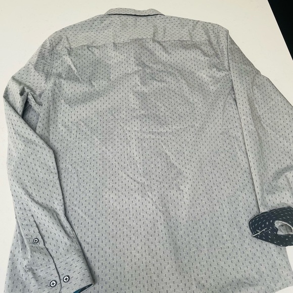 Gray Casual Button Down Shirt with Crisp Finish - Picture 7 of 16